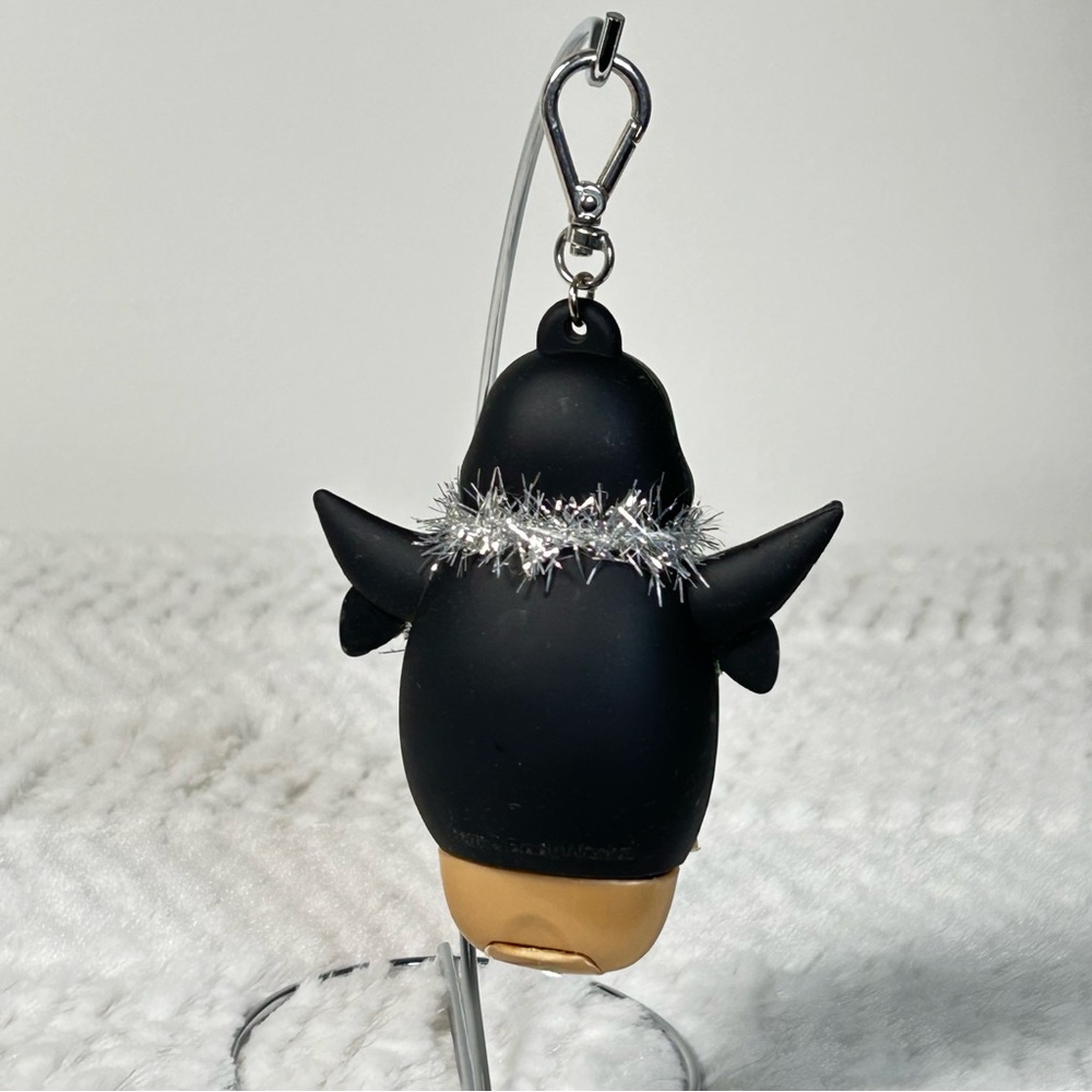 BBW Penguin Pocketbac Hand Sanitizer Holder Tinsel Christmas Lights NWOT - Picture 8 of 11
